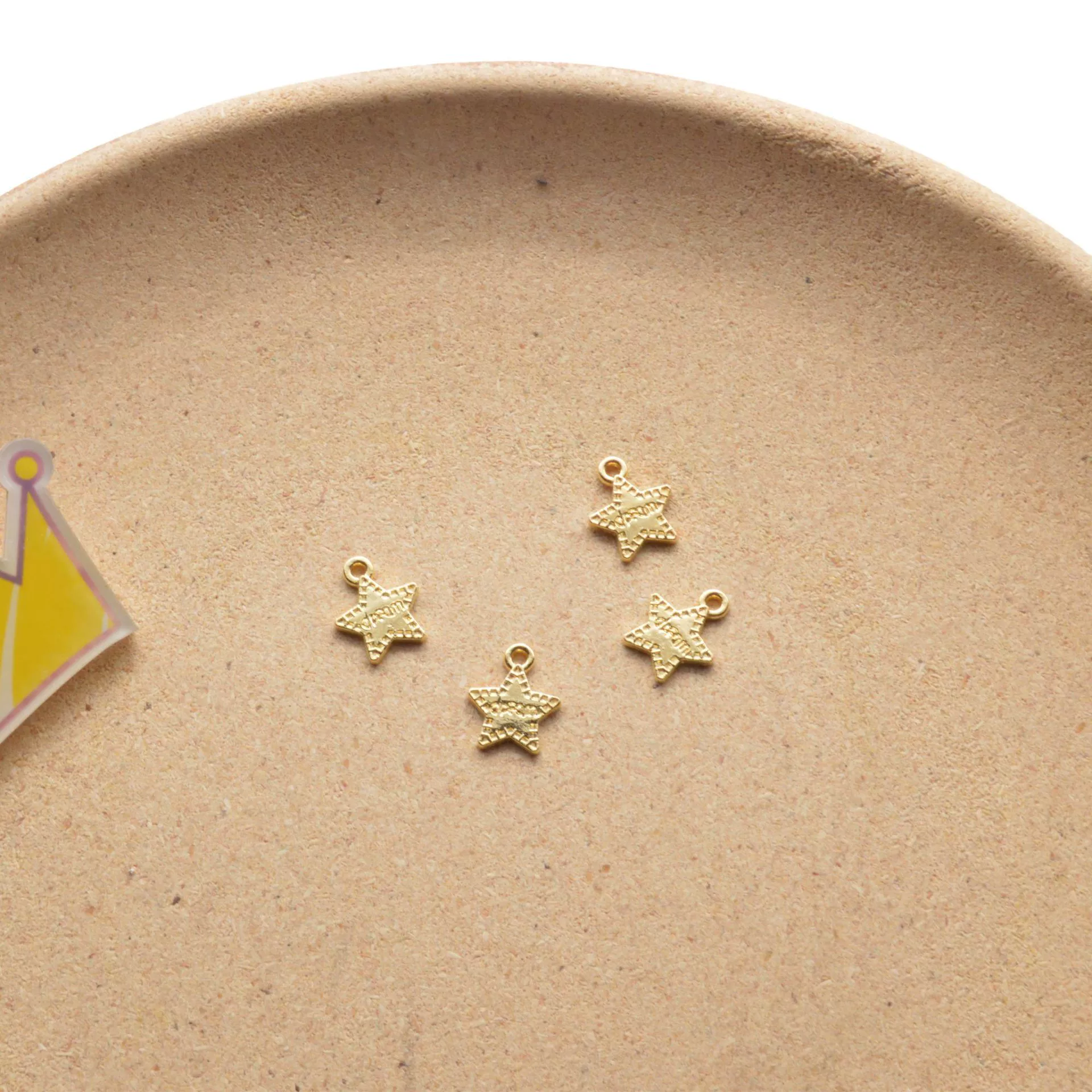 Ювелирные аксессуары Кулон Крем Капля Клей Корпус Английский Маленький Пять Угловых Звезд Материал корпуса Мобильного Телефона Материал Наполнителя