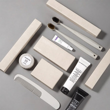 �Ƶ깫Ԣ�ͷ��ߙnһ����ϴ����Ʒ�e�^����������ˢ����ϴ��ԡ���b