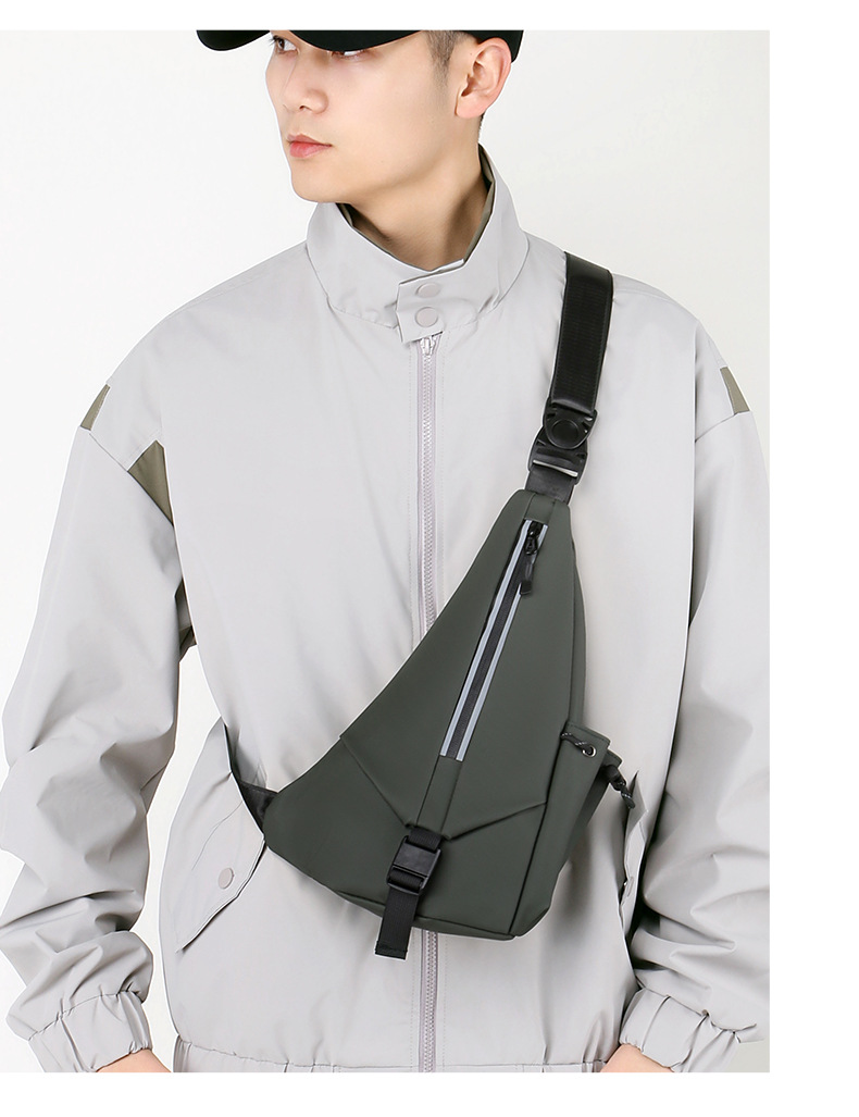 Reflective Chest Bag For Men Waterproof Sling Bag For Commuting_voghion.com