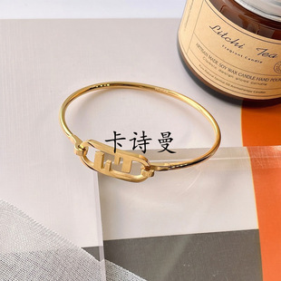 �羳؛Դ�r�г������u�䵭�L�߼���F���CŮ�֭h���Ʒ������