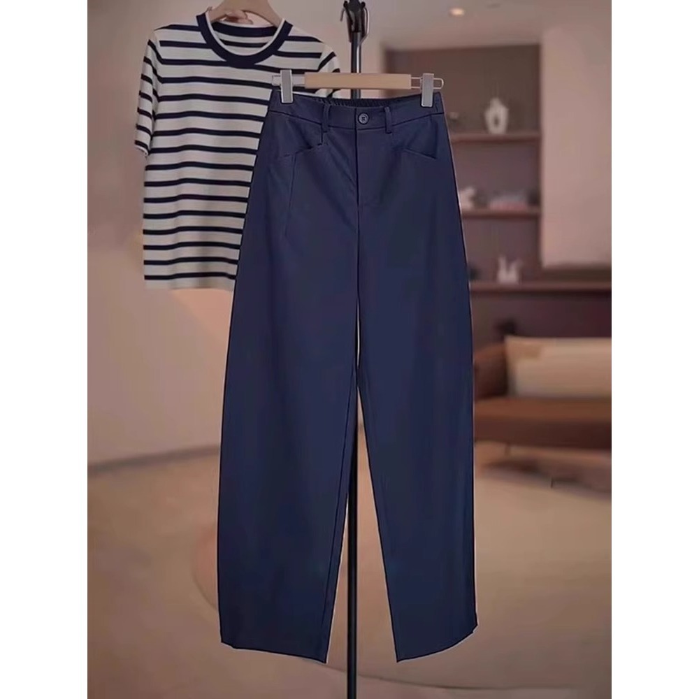 Quần culottes nữ ống rộng cạp cao dáng suông màu xanh navy — Màu xanh navy