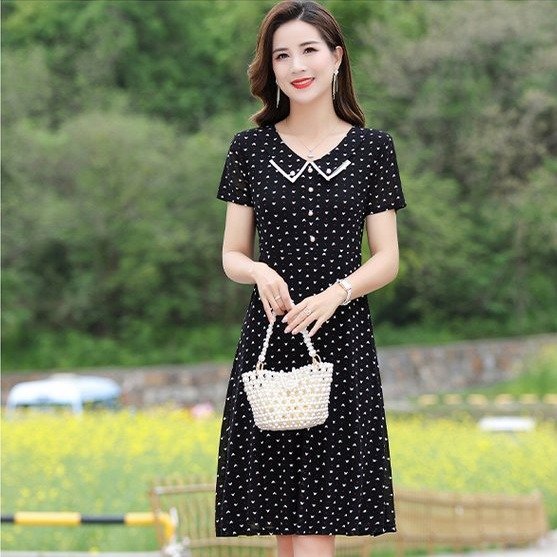直播款夏季超显瘦连衣裙大码中长款妈妈装波点碎花短袖中年洋气裙