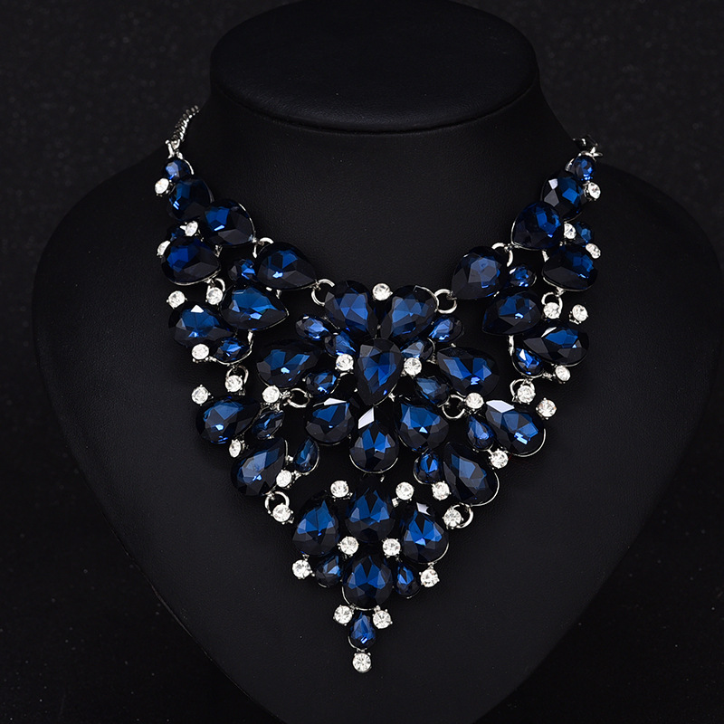 Fashion Flower Artificial Crystal Alloy Rhinestone Plating Flower Artificial Rhinestones Necklace display picture 3