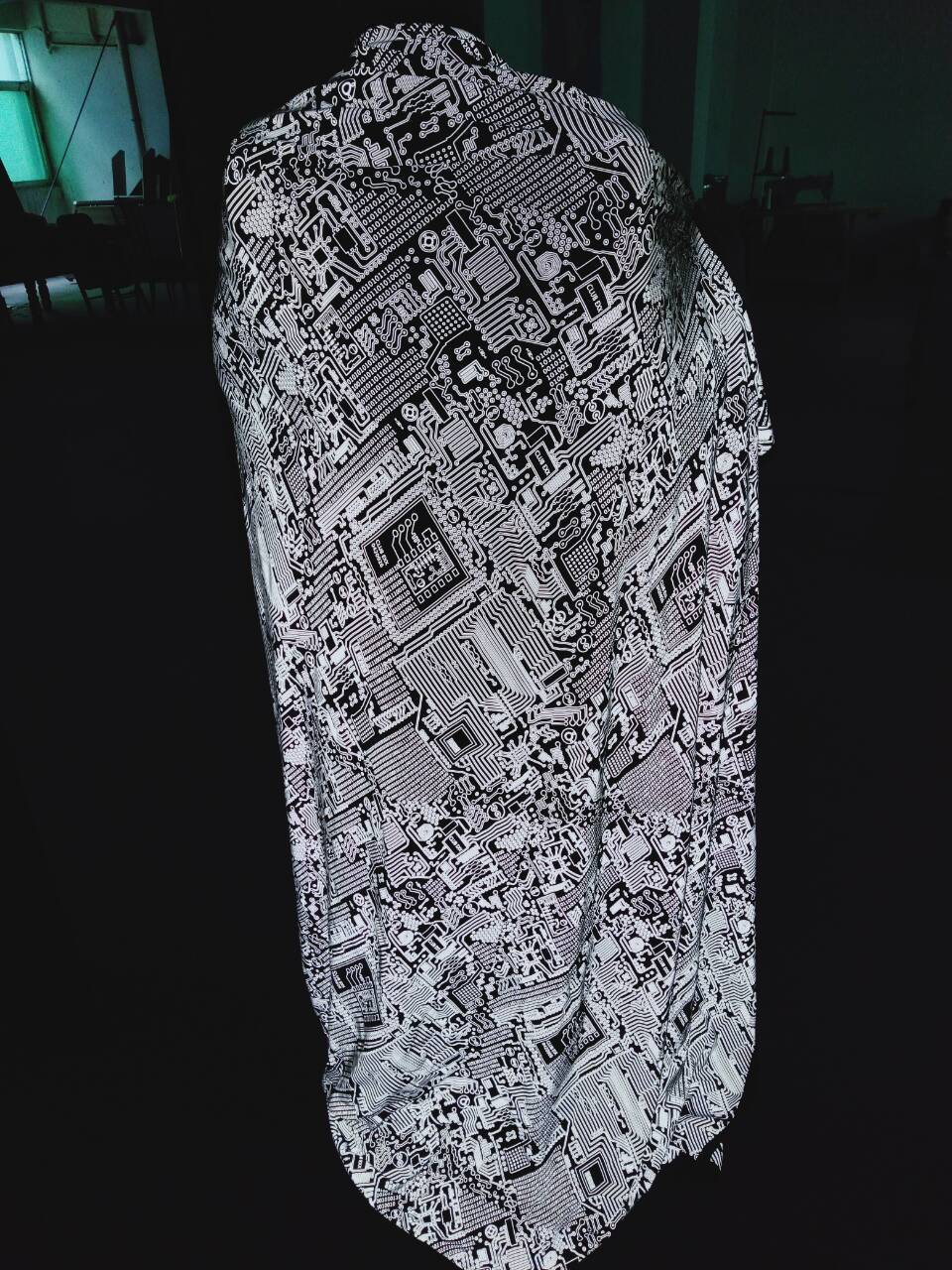 다채로운 실버 인쇄 반사 화학 섬유 천