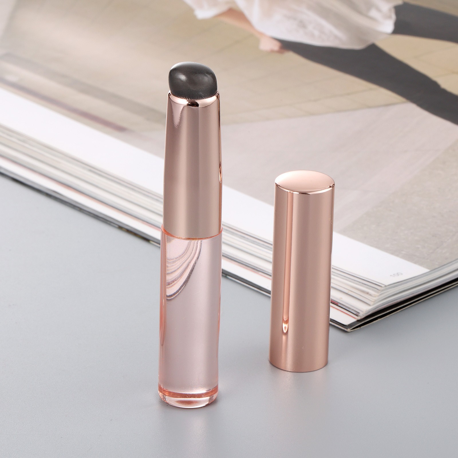 Q cepillo de labios de silicona suave con tapa cepillo de mascarilla de labios portátil lápiz labial especial mini lápiz labial de punta redonda cepillo de maquillaje image 16