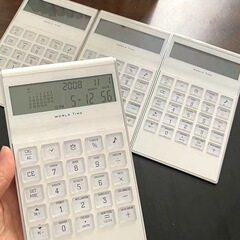 ドイツ輸出! カレンダー電卓付き! タイムアラーム計算機! 超薄型ギフトコンピュータ