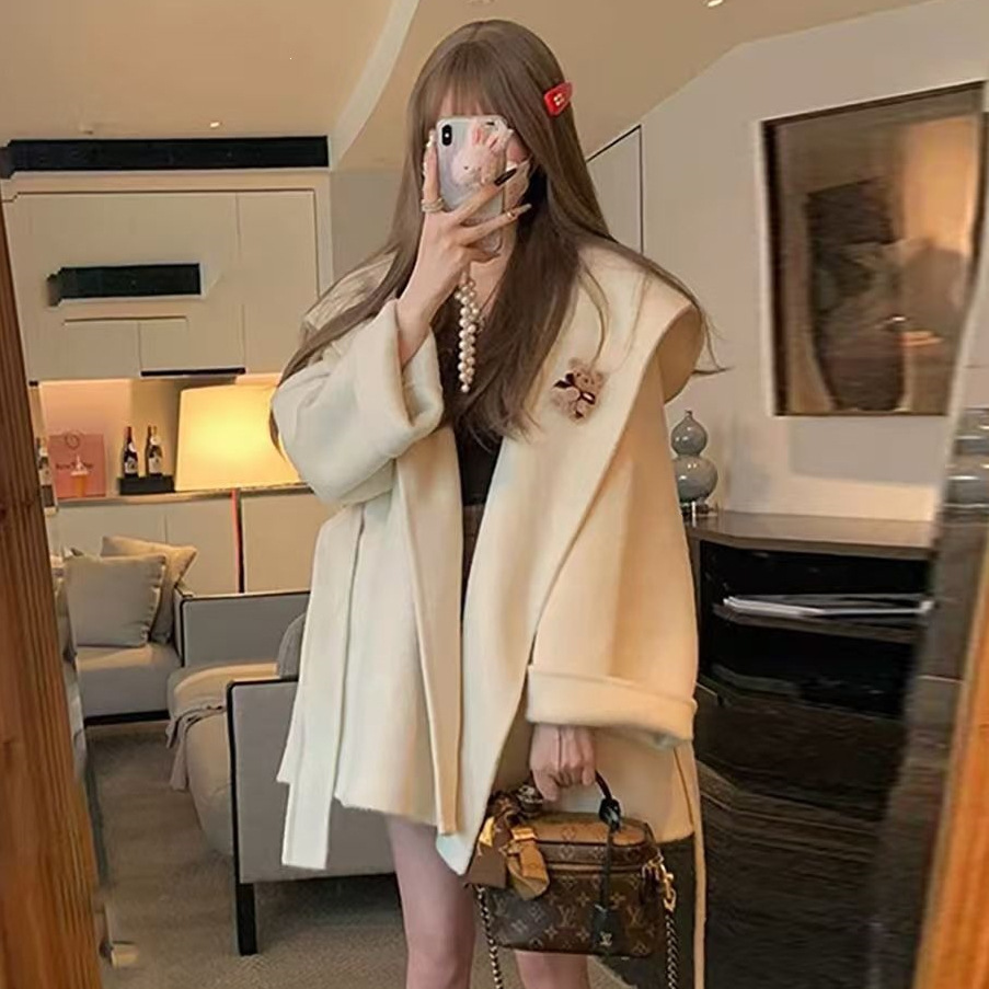 Double-sided fleece autumn and winter casual cartoon cape wool coat with hood, short style for petite women, trendy lapel coat