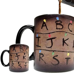 Stranger Xmas Lights 11oz Thermochromic Mug �}�Q��11oz��׃��