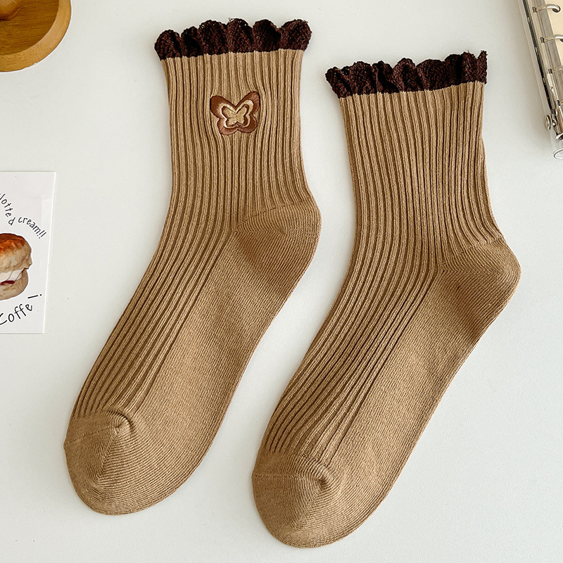 Medias de calcetines de mujer curry serie de dibujos animados bordados encaje cuatro estaciones verano y otoño nuevo estilo encantador japonés retro en la tendencia