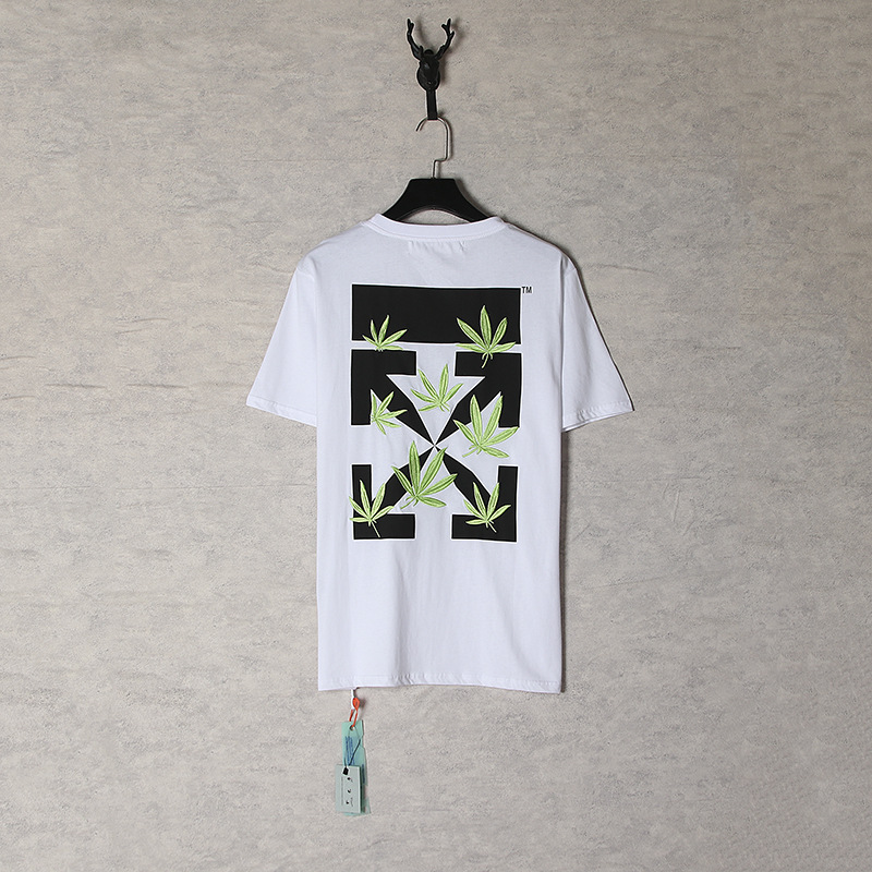 [Código europeo] versión correcta de impresión de acuarela splash tinta gradiente flecha graffiti ow marca de moda de manga corta pareja camiseta