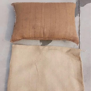Flood control water-absorbing expansion bag emergency water-blocking sack bag automatic expansion in water-free sand-free water-absorbing expansion bag wholesale