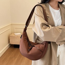 ����б���IŮ���n��С����Ӱ��r�Іμ緫�����ٴ�ͨ��Ҹ�°�