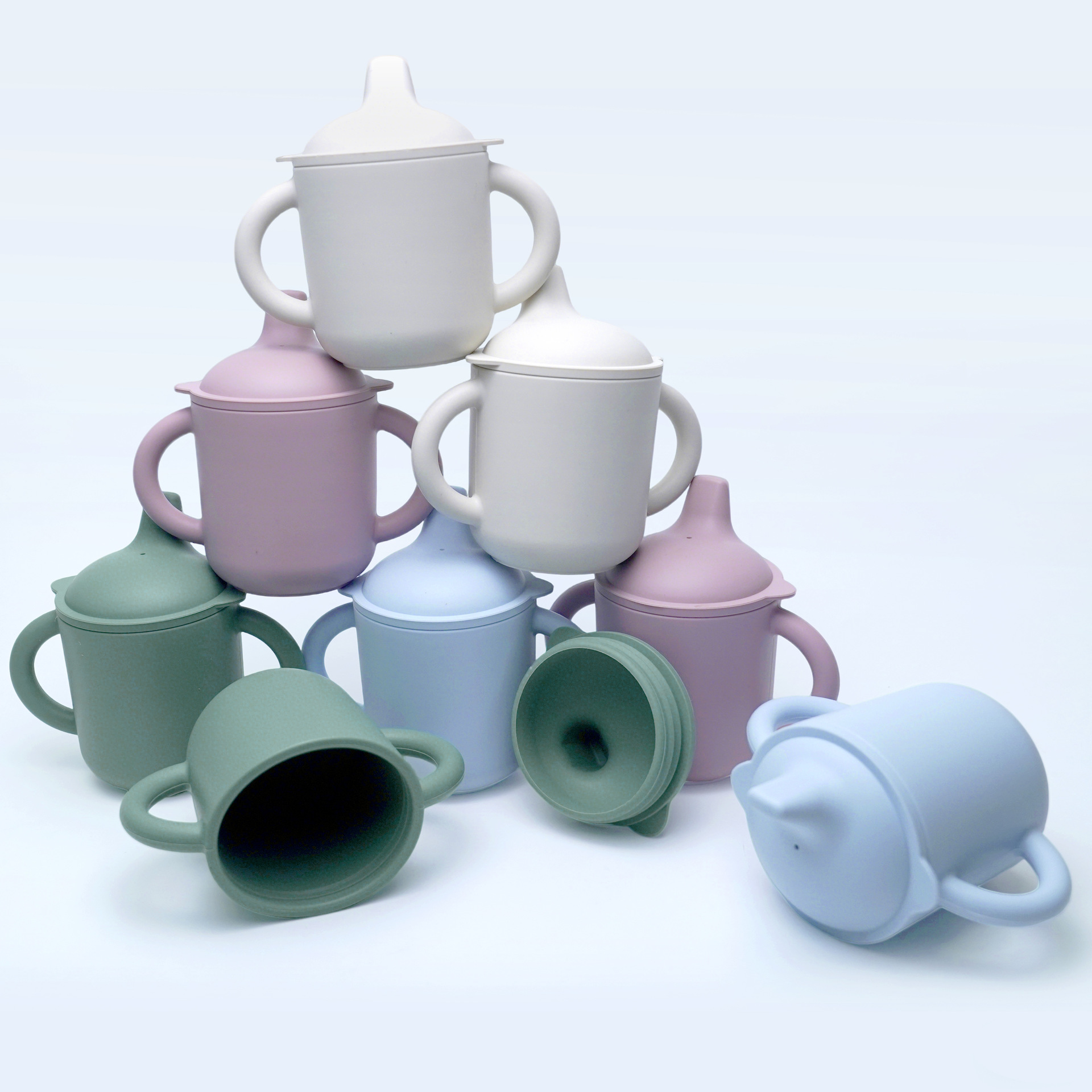 Taza de agua de bebés resistente a altas temperaturas a prueba de caídas a prueba de fugas taza de agua de bebés de silicona de doble oreja boca de pato taza de aprendizaje