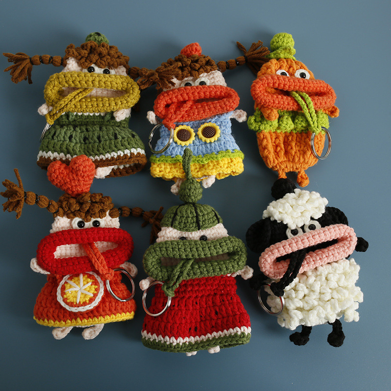 Super cute cartoon hand-woven sausage mouth key bag wool crochet pull key cover hand-made big mouth small bag Super cute cartoon hand-woven sausage mouth key bag wool crochet pull key cover hand-made big mouth small bag