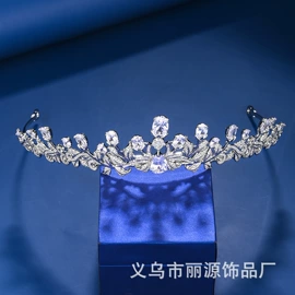 皇冠;首饰套装;胸针