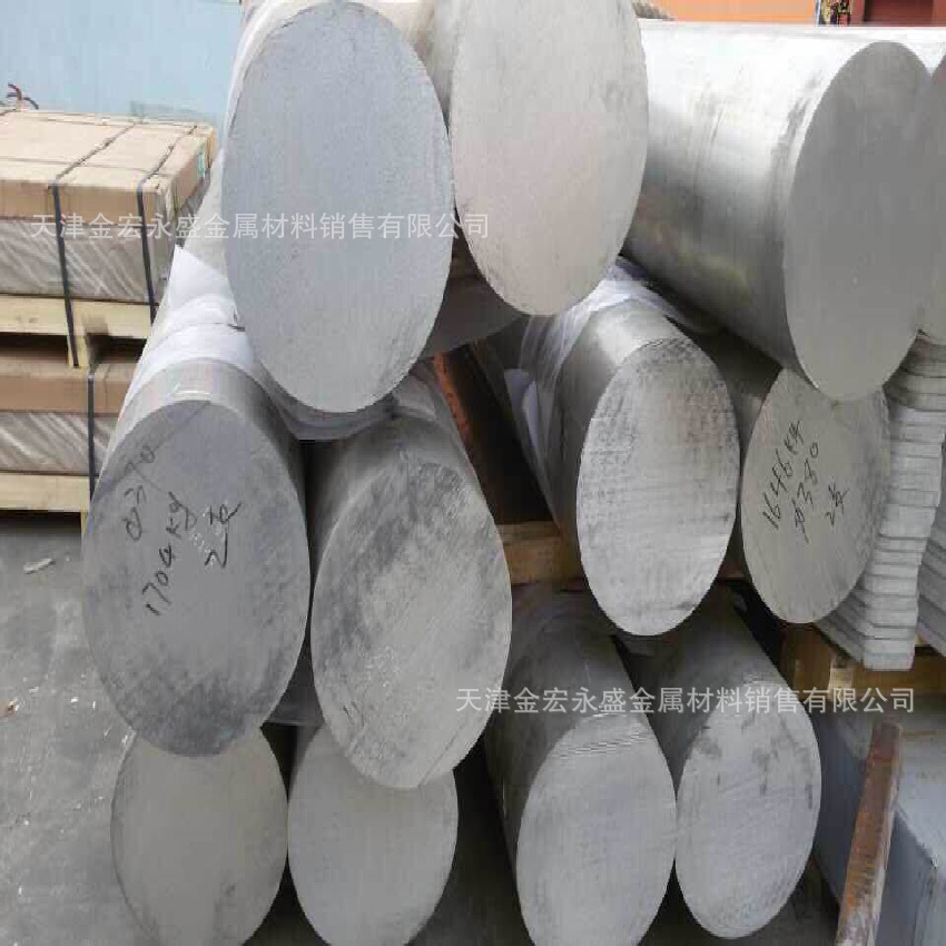 大量供应大口径铝棒：160 165 170 175 180 200 210 215 220mm