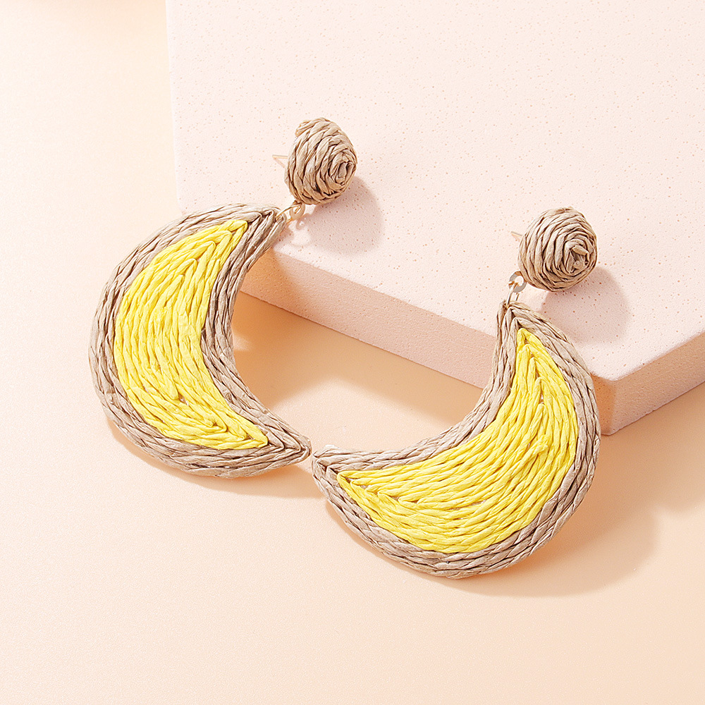 1 Pair Basic Moon Patchwork Raffia Drop Earrings display picture 9