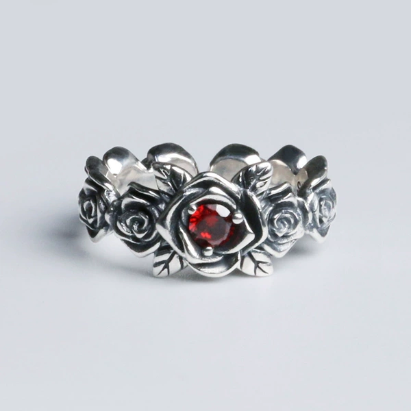 "Rose" ring