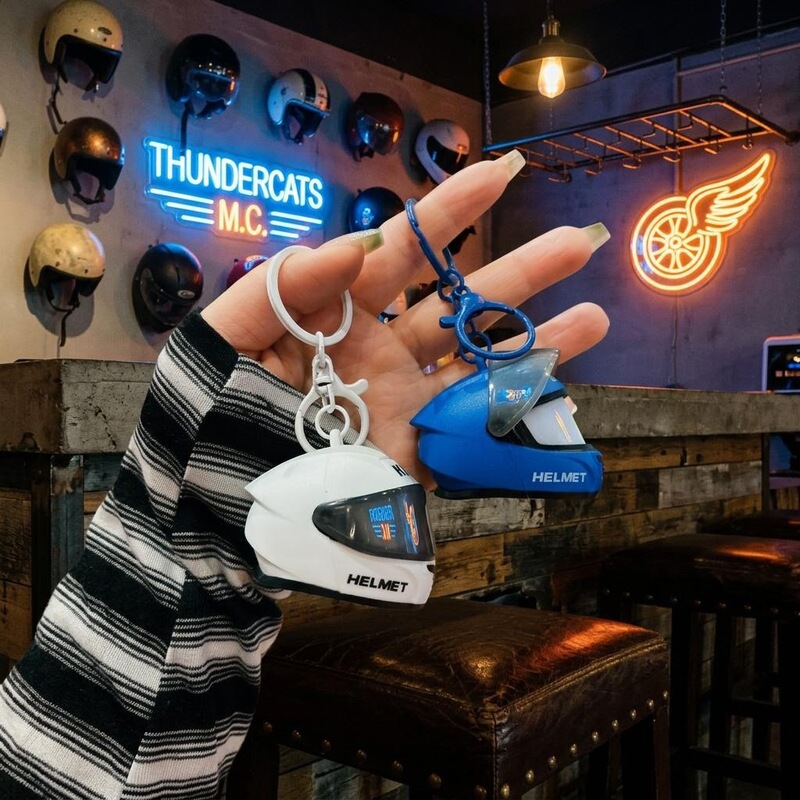 Cross-Border Cool Luminous Helmet Keychain Pendant 3D Motorcycle Helmet Night Light Bag Decoration Keychain Cross-Border Cool Luminous Helmet Keychain Pendant 3D Motorcycle Helmet Night Light Bag Decoration Keychain