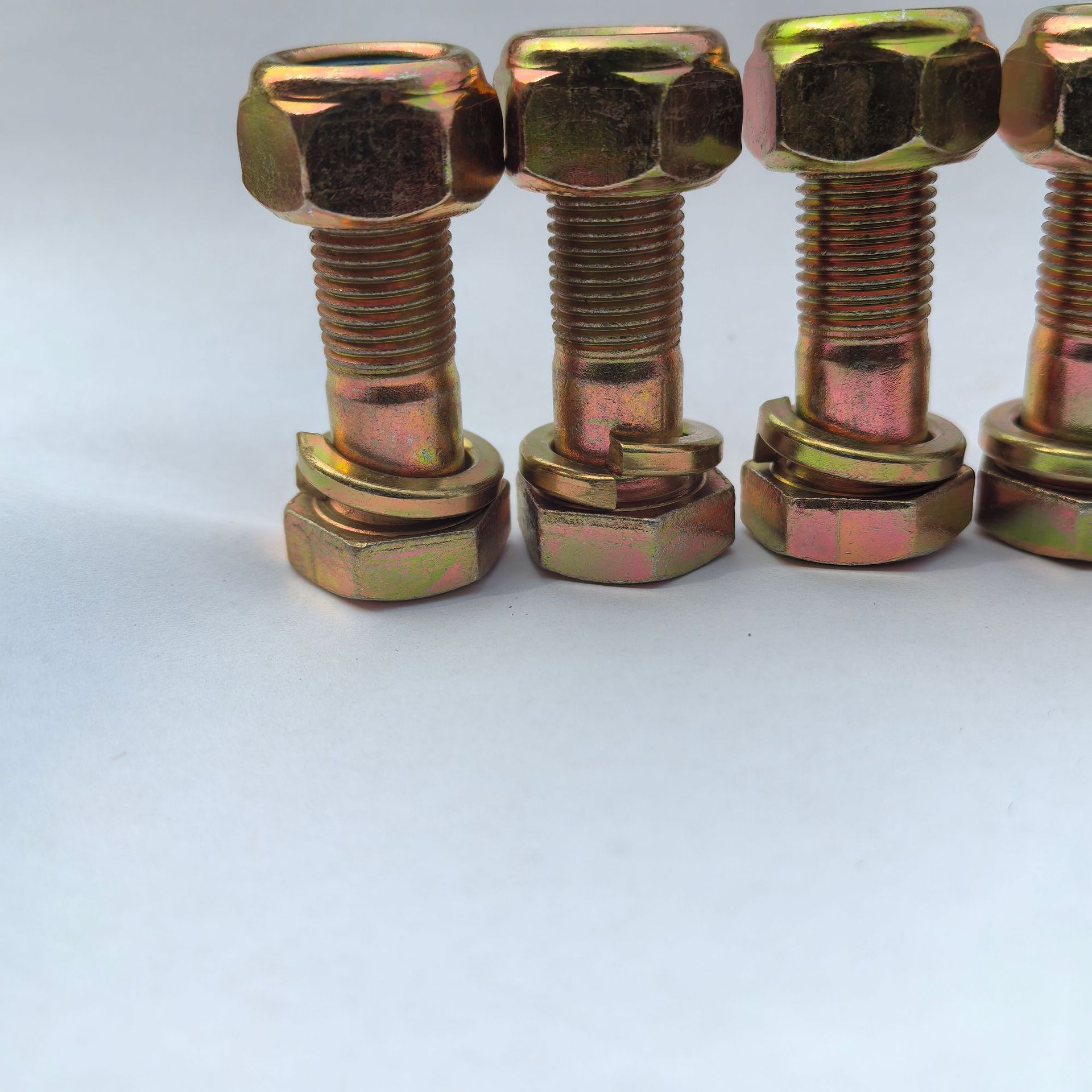 邯郸厂家生产旋耕机刀库螺丝 彩锌细牙半牙12.9级刀库螺栓