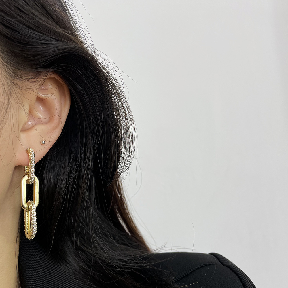 Designer-Stil, schwere Handwerkskunst, Mikrodiamant-Ohrringe, modische und ultraglänzende lange Metallkettenohrringe_voghion.com