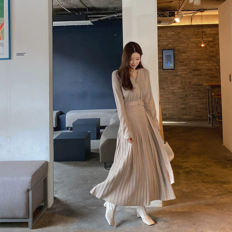 Южная Корея Dongdaemun Новая Талия трикотажное платье осень длиной до колен Плиссированное длинное платье