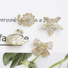 Korean Version Zirconia Brooch for Women, New Coat Sweater Crystal Boutonniere Suit Pin Simple Silk Knot Accessory Wholesale