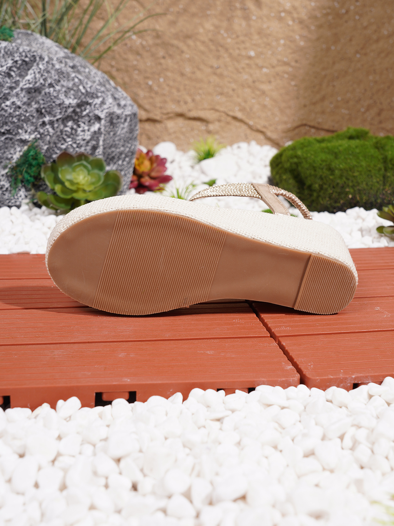 Bohemian Embroidered Wedge Sandals Thick Soled Height Increasing_voghion.com