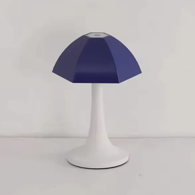 세 가지 색상 - 파란색 갓