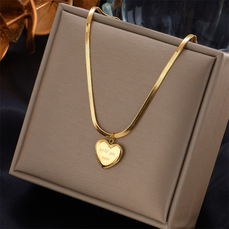 fashion simple letter  heart-shaped pendnat titanium steel necklace