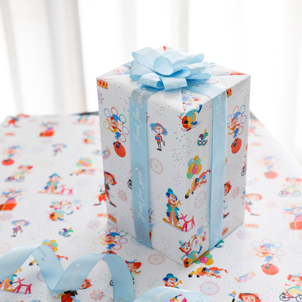 Nueva temporada escolar, cumpleaños, vacaciones de Navidad, regalos para niños, lindo papel de regalo de decoración de papel de regalo de dibujos animados