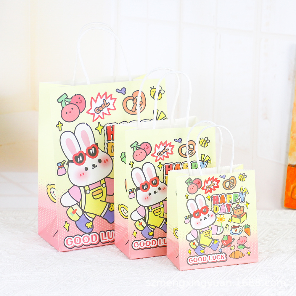 Regalos de cumpleaños de dibujos animados bolsas de regalo para niños del jardín de infantes juguetes de regalo de mano bolsas de papel de embalaje