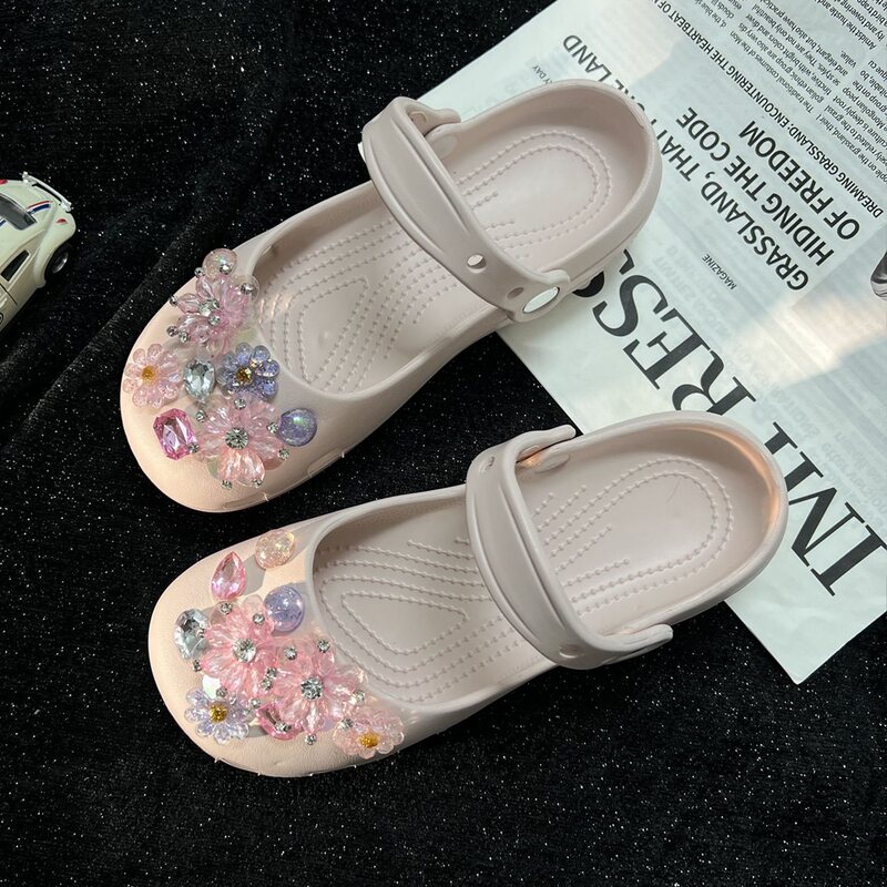New Summer Style Diamond Flower Cluster Ballet Clogs for Women, Mary Jane Popular Non-Slip 2026 Slippers for Outdoor Wear, Beach Sandals