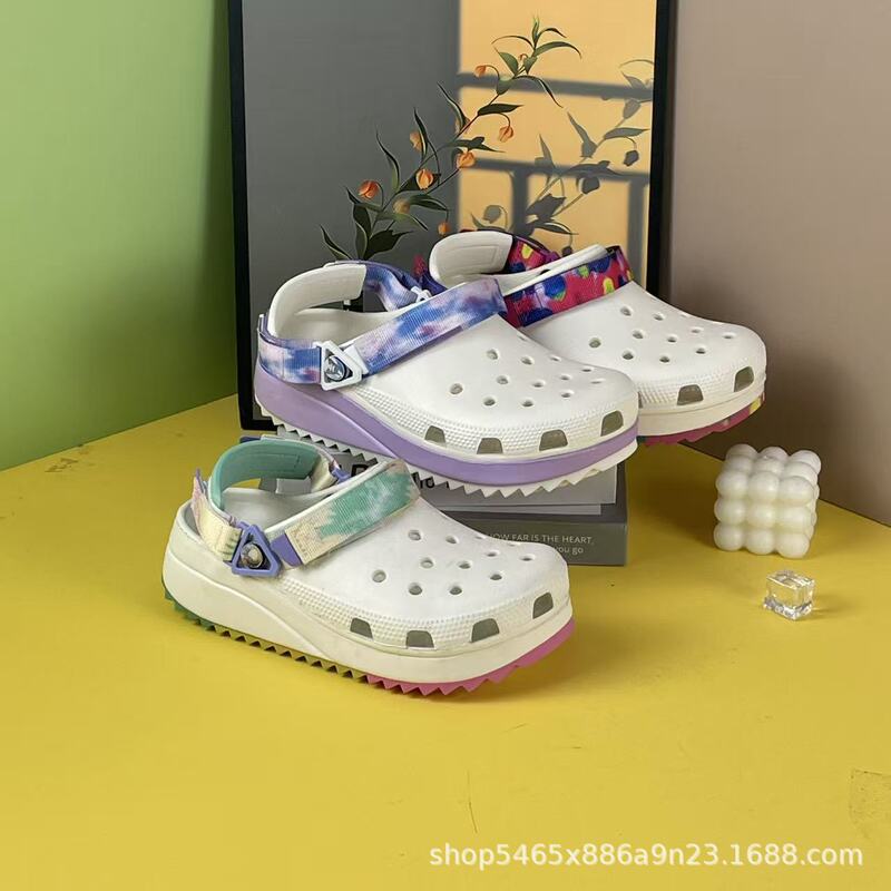 Crocs New Classic Cool Comfortable Fashion Trendy Beach Shoes Sandals Unisex Crocs New Classic Cool Comfortable Fashion Trendy Beach Shoes Sandals Unisex