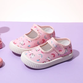 童帆布鞋;童棉鞋;童运动鞋