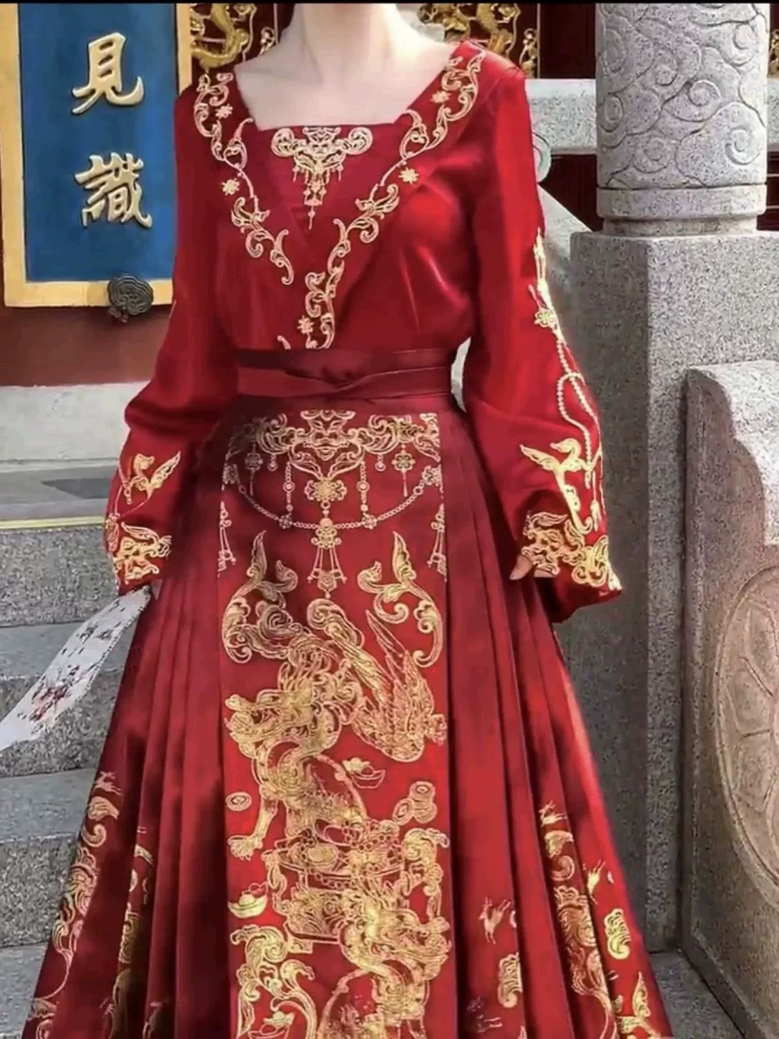 Новый китайский стиль [Свадьба] Тяжелая юбка с лошадиным лицом Hanfu Toasting Dress Обручальное платье Свадебное платье Комплект с юбкой.