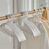 Современная вешалка для домашнего использования, пластиковая нескользящая сушилка, простой и элегантный дизайн