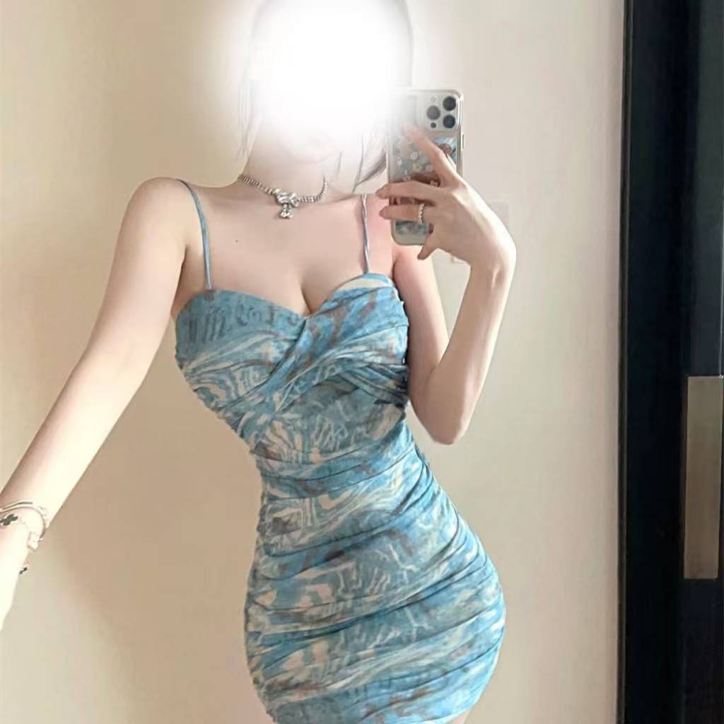 French-Style Spaghetti Strap Dress with Chest Pads, Slim-Fit Ruched Print, Sexy Collarbone-Revealing Design — detail image 1