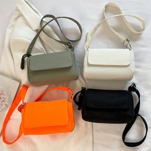 2024新款洋气简约时尚纯色个性小包单肩斜跨包休闲女包唯美小方包
