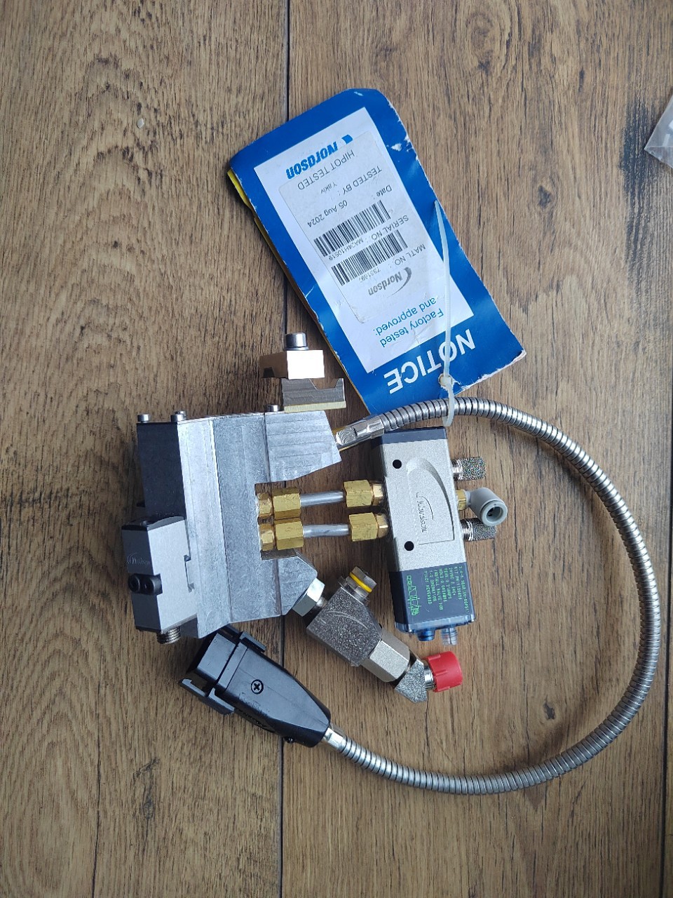 诺信 迷你型 双喷枪头喷枪PN:7331697 异形热熔胶枪 气动喷枪