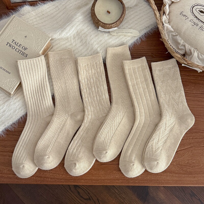 Yuanrunjia's new autumn and winter socks are Japanese-style solid color twisted wool women's mid-calf socks, warm and thick, basic slouch socks Yuanrunjia's new autumn and winter socks are Japanese-style solid color twisted wool women's mid-calf socks, warm and thick, basic slouch socks