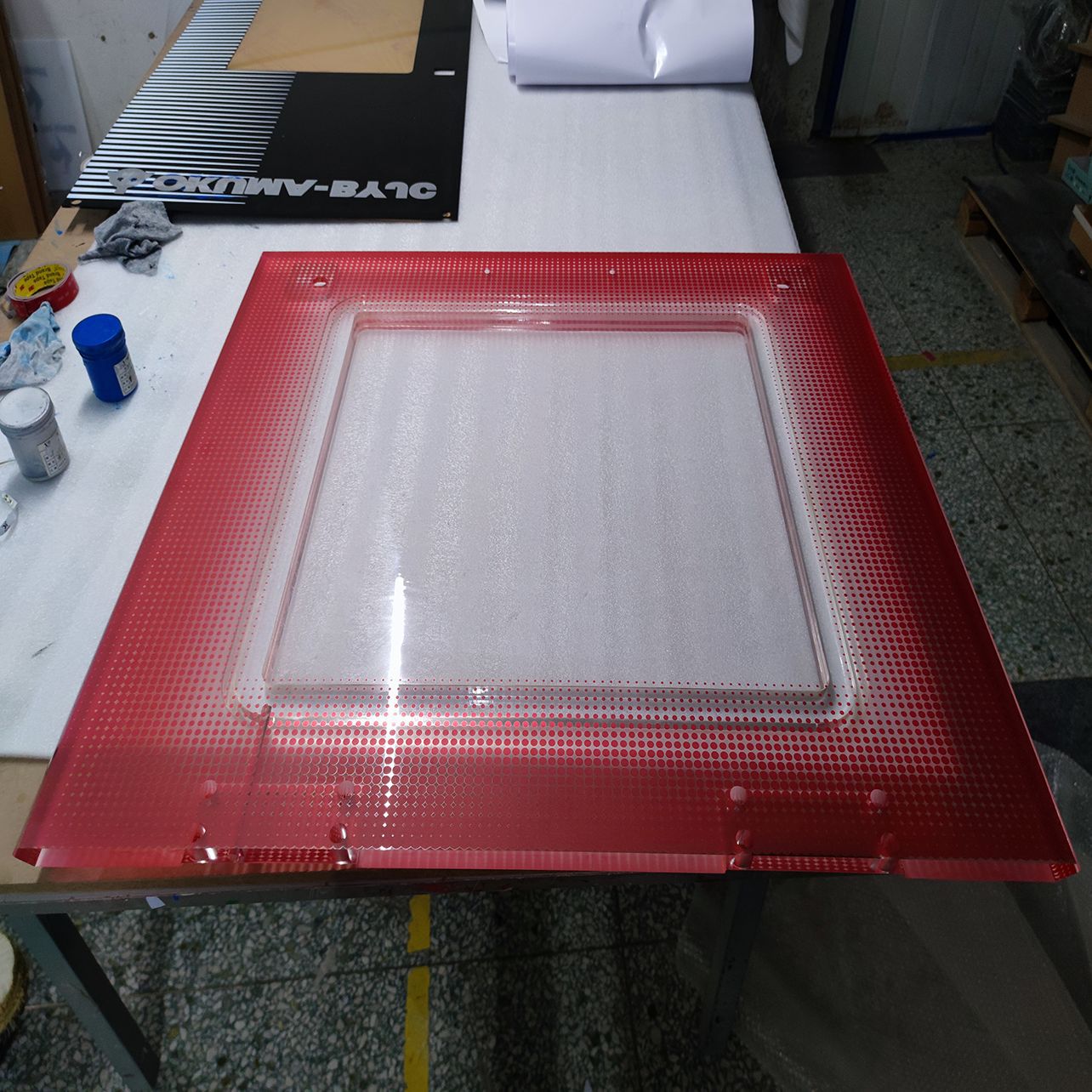 亚克力展板uv喷绘透明有机玻璃文化墙红色喷绘艺术墙激光切割零件