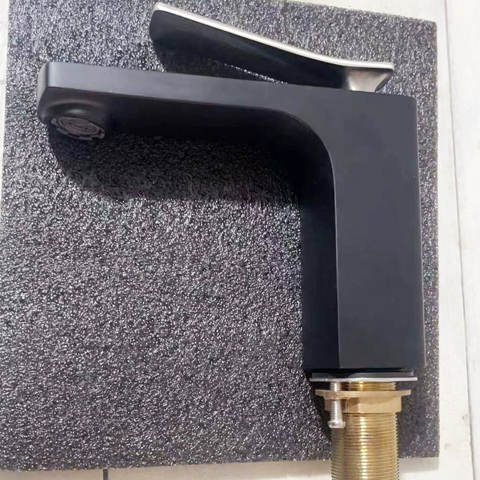Factory inventory processing all copper ORB antique white + gold ceramic valve core double handle single handle single hole basin faucet