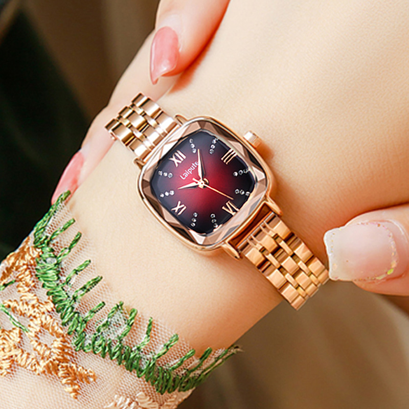 �������¿��С�����ִ�Ůʿ�ֱ�ʱ��˫����ʯӢ���������ƿ���