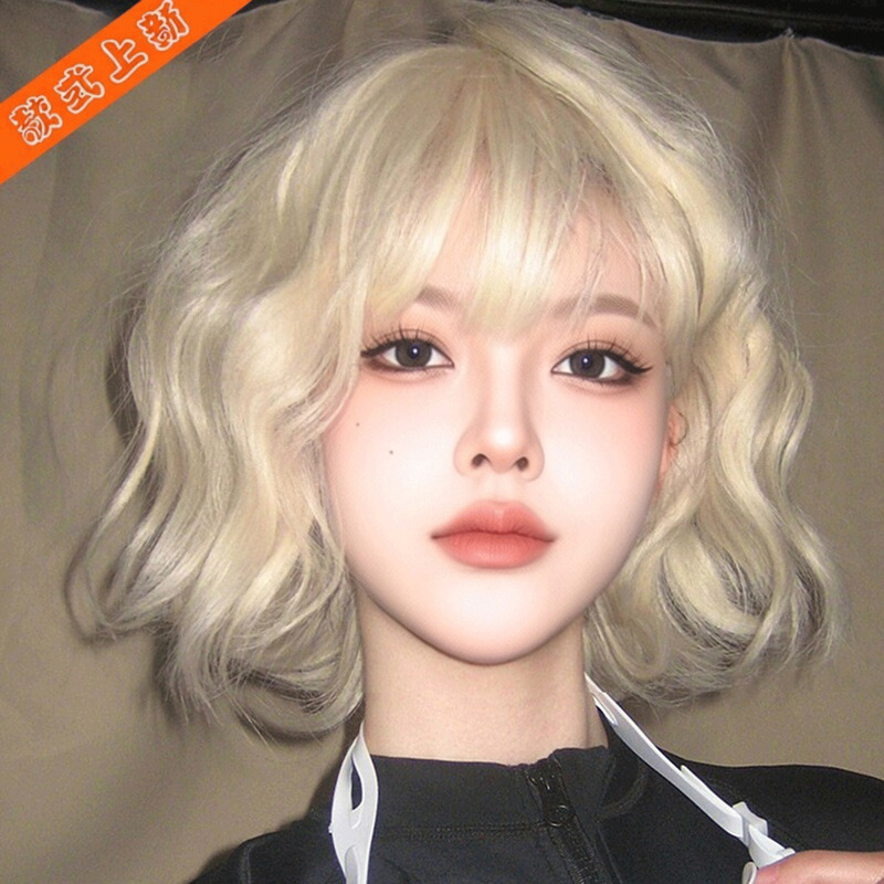 Short Blonde Wig for Women, Natural and Fluffy, Realistic Lolita Wool Curls, Synthetic Hair Wig with Bangs