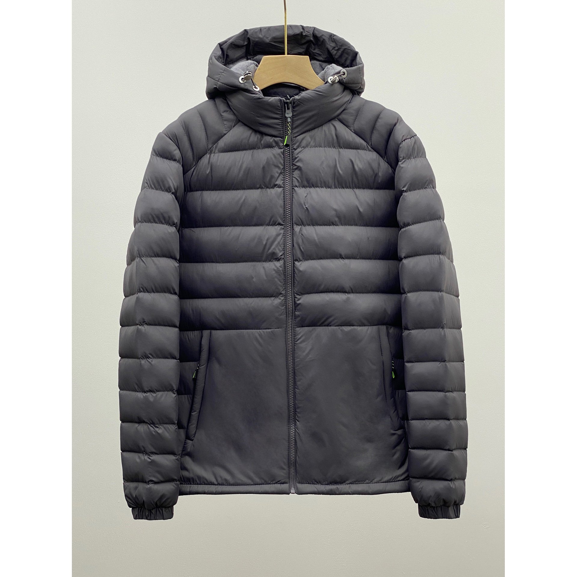 Invierno pareja montañosa ligera al aire libre costilla ropa de algodón caliente delgada sombrero desmontable chaqueta de terciopelo de moda