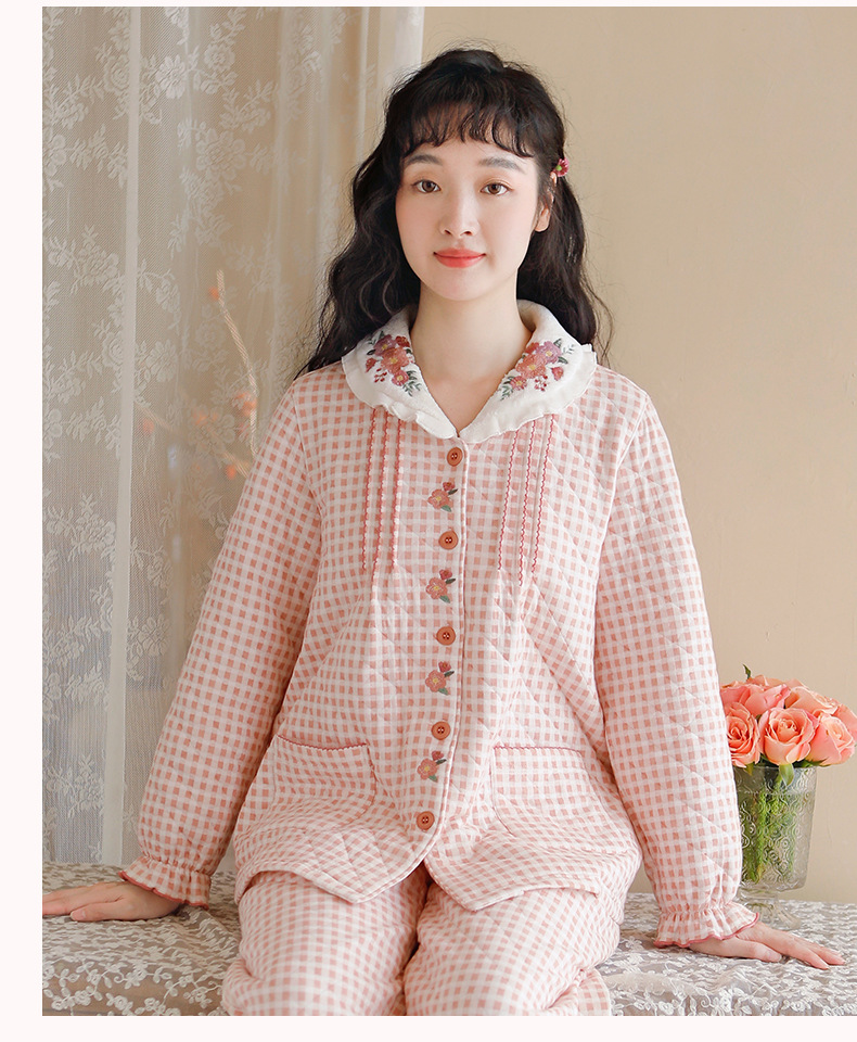 Pajama Set Image 6