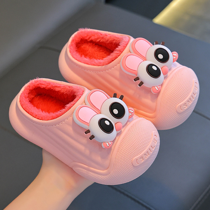 Otoño y invierno zapatillas de algodón para niños, niños y niñas, calentamiento de terciopelo impermeable, lindos zapatos de algodón para niños pequeños y medianos, bolsas caseras para bebés