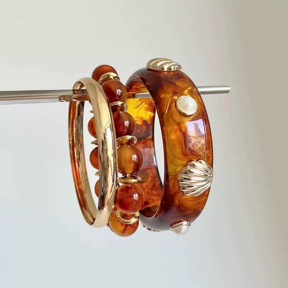 Amber bracelet pearl, acrylic set, 3 piece set, material
