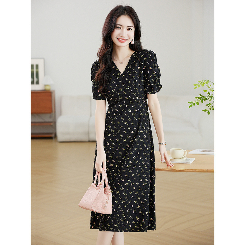 French-Style Elegant Tea Break Dress for Women, Summer Workwear, Simple Waist-Cinching Slimming V-Neck Floral Dress French-Style Elegant Tea Break Dress for Women, Summer Workwear, Simple Waist-Cinching Slimming V-Neck Floral Dress